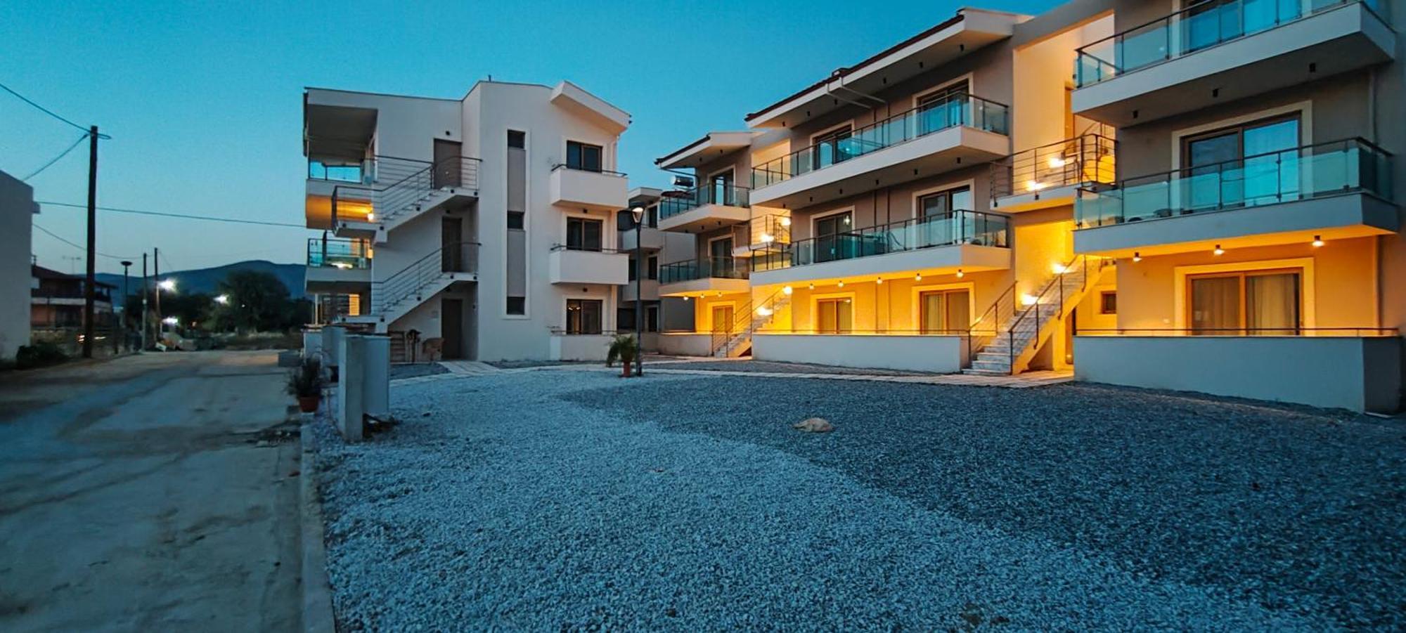 Ofrynio Deluxe Apartments Ofrínion 외부 사진