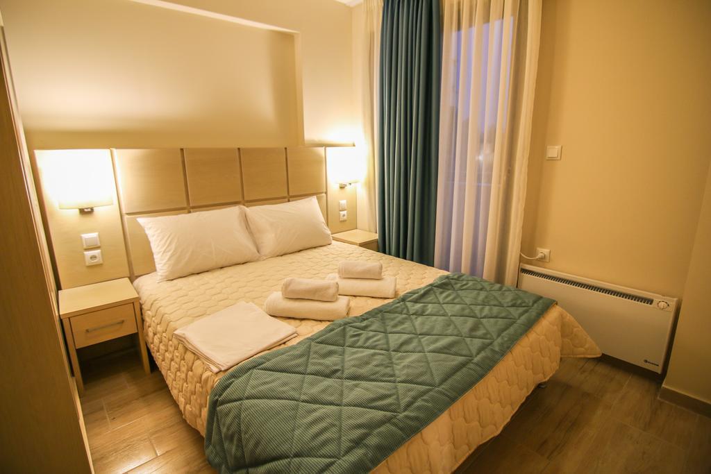 Ofrynio Deluxe Apartments Ofrínion 외부 사진