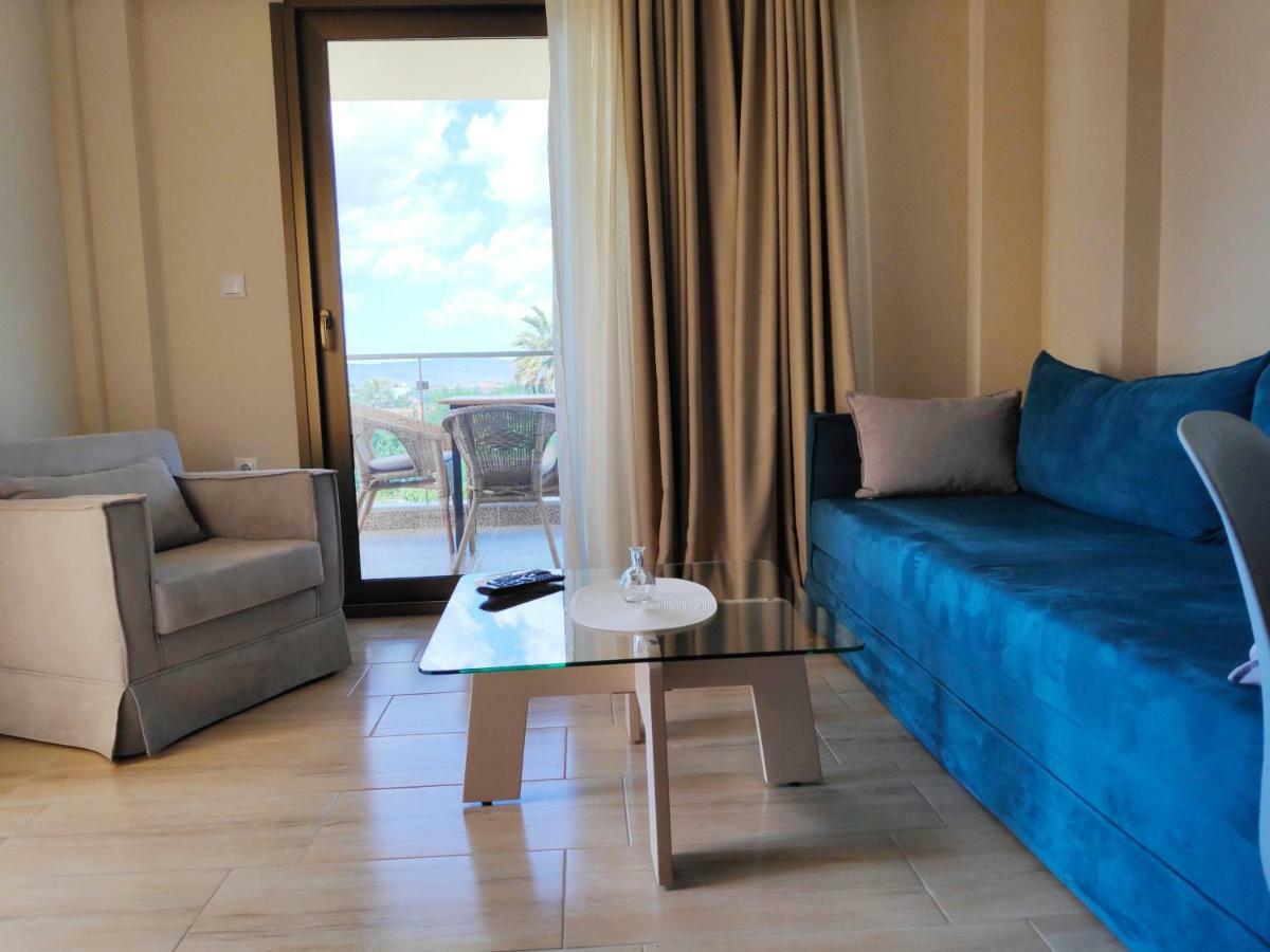 Ofrynio Deluxe Apartments Ofrínion 외부 사진